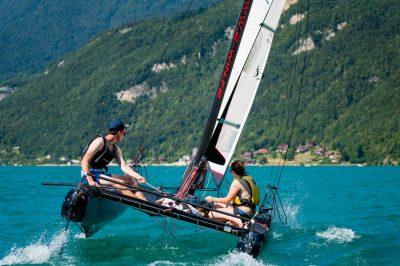 Activités nautiques sur le lac d'Annecy